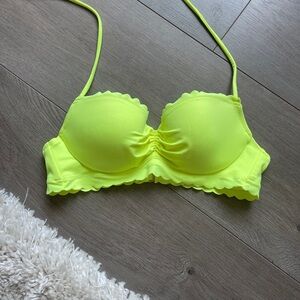 💙BOGO💙 Neon Yellow Scalloped Bikini Top XS